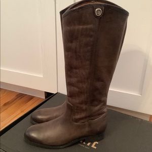Frye Melissa Button 2 Tall Slate Size 8